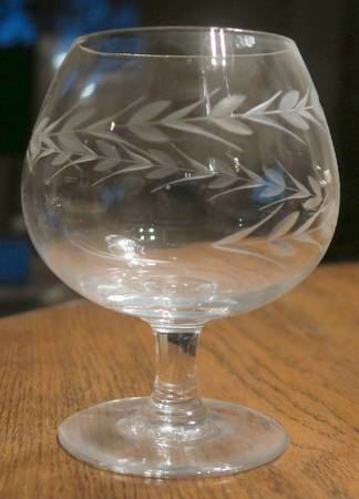 UNK2807 Brandy Glass
