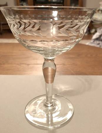 UNK4219 Champagne/Tall Sherbet
