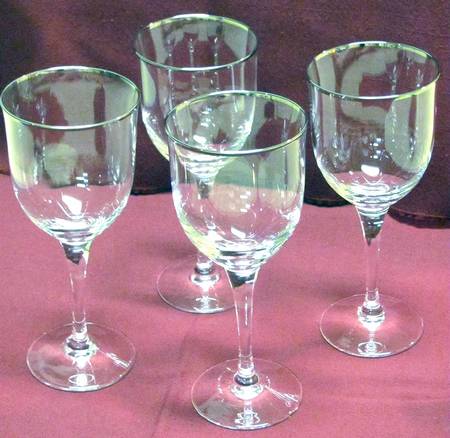 UNK4271 Platinum Wine Glass