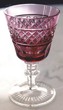 UNK4457 Cranberry Wine Glass