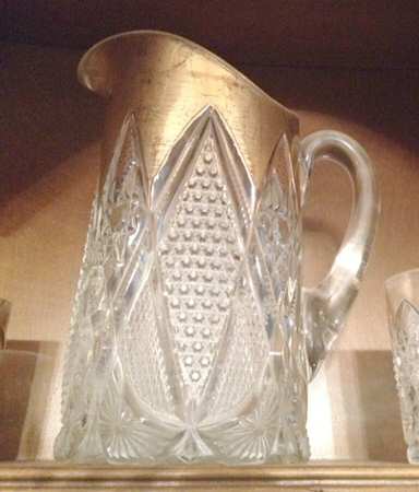 Minnesota Clear (Gold Trim) 48 Oz Pitcher
