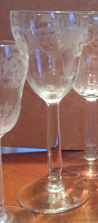 UNK2869 Claret Wine