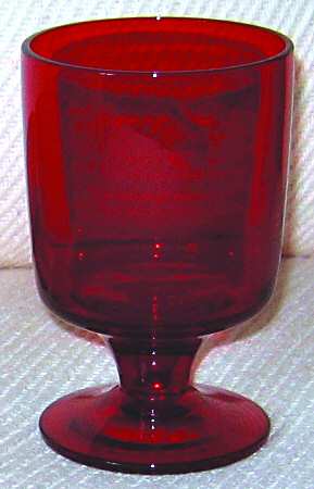 Pueblo Ruby Water Goblet