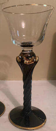 UNK1940 Cordial Glass