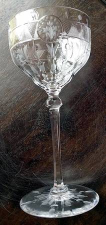 UNK3235 Wine Glass