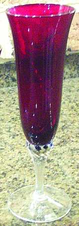 UNK4627 Fluted Champagne