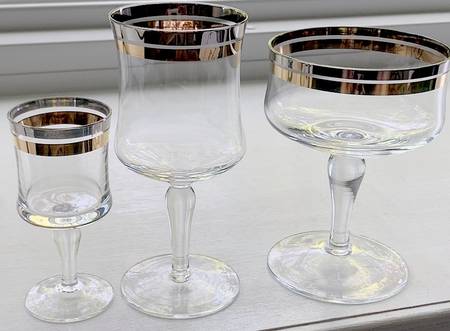 UNK4693 Wine Glass