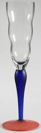 UNK4754 Purple Red Fluted Champagne