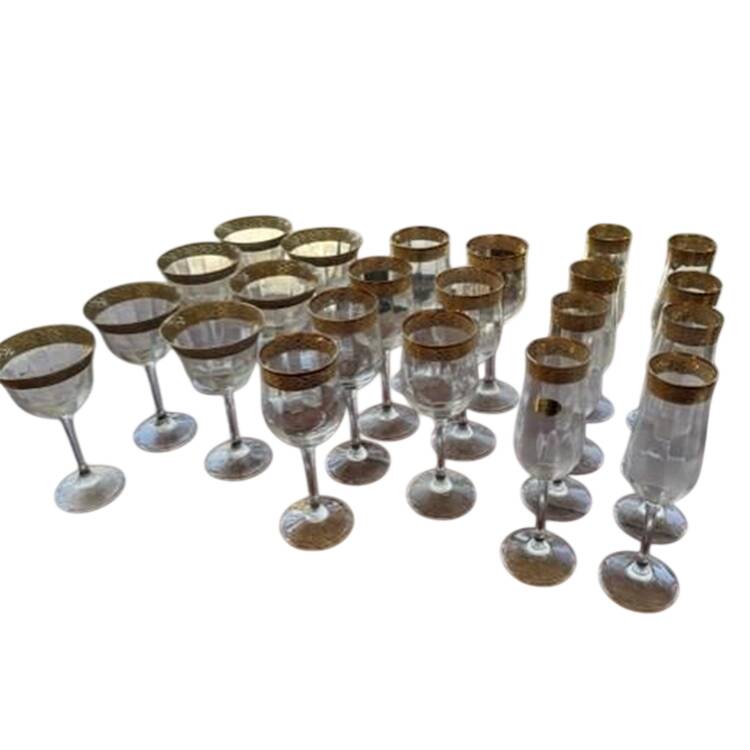 UNK4785 Fluted Champagne
