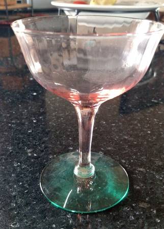UNK4940 Champagne/Tall Sherbet