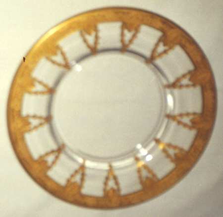 Hangling Garlands Clear Salad Plate