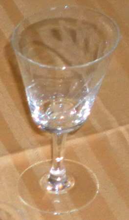 UNK5085 Wine Glass