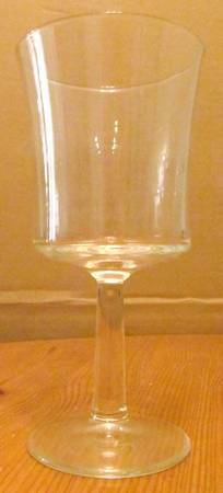 UNK5102 Wine Glass
