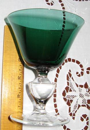 UNK602 Dark Green Champagne/Tall Sherbet