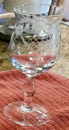 UNK3349 Wine Glass