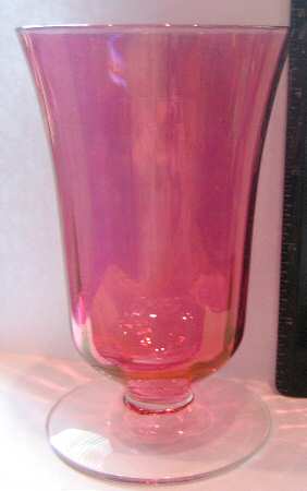 UNK5462 Footed Tumbler