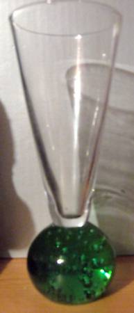 UNK5485 Green Fluted Champagne