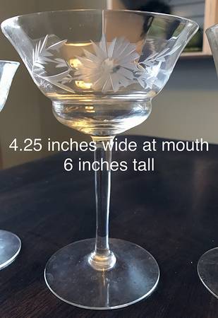 UNK5638 Champagne/Tall Sherbet
