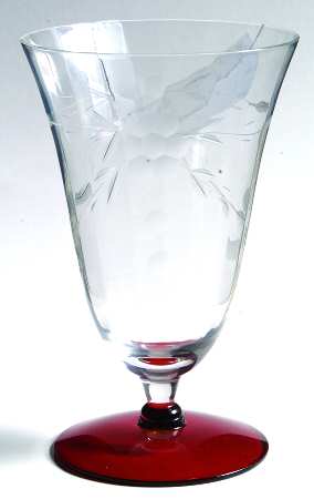 UNK5296 Footed Tumbler