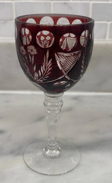 UNK5801 Ruby Wine Glass