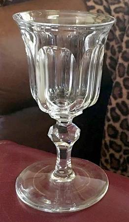UNK5853 Claret Wine