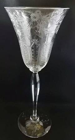 UNK3834 Wine Glass