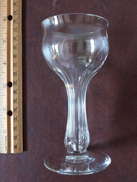 UNK6094 Wine Glass