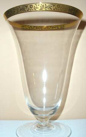 UNK6387 Footed Tumbler