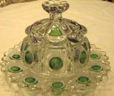Bull's Eye and Daisy Green and Clear Round Covered Butter