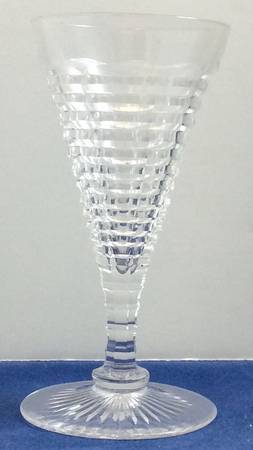 UNK6674 Wine Glass