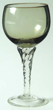 UNK6914 Smoke Gray Wine Glass