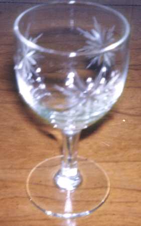 UNK7243 Wine Glass