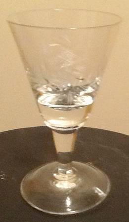 UNK7982 Wine Glass