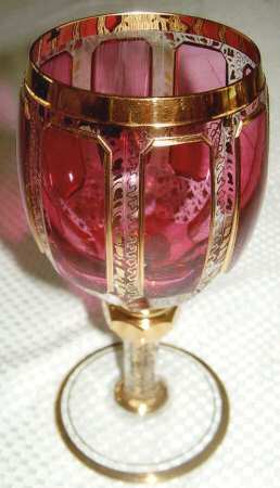 UNK7570 Cranberry Water Goblet