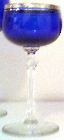 UNK390 Cobalt Platinum Dec 2 Wine Glass