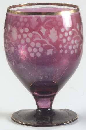 UNK8012 Amethyst Wine Glass