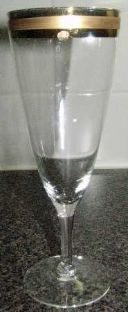 Unk7680 Fluted Champagne
