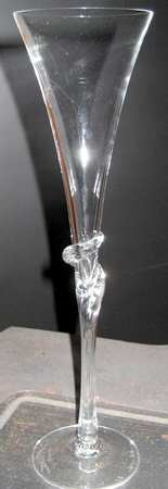 UNG4 Fluted Champagne
