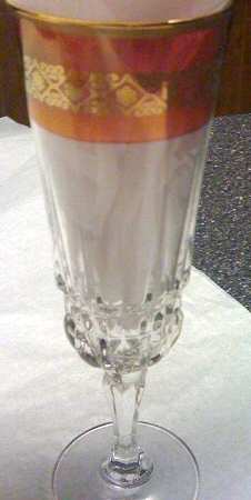 UNK8273 Fluted Champagne