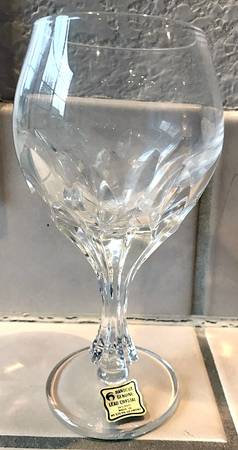 UNK8288 Wine Glass