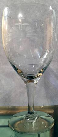 UNK8360 Wine Glass