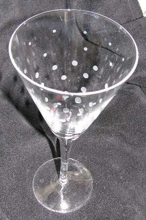 UNK9013 Fluted Champagne