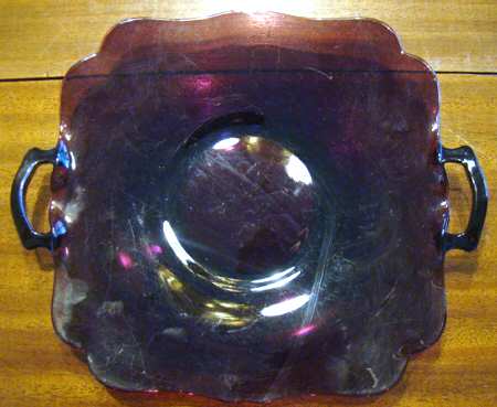 UNK2582 Amethyst Handled Cake Plate