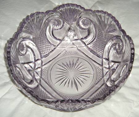 Starred Scroll 8" Round Bowl