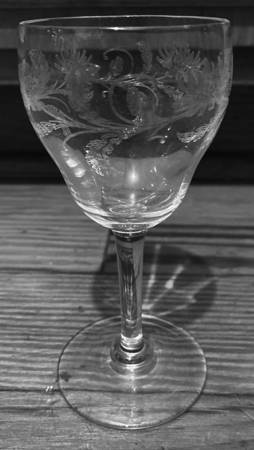 UNK8472 Wine Glass