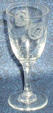 UNK8542 Wine Glass
