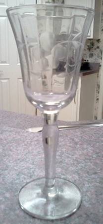 UNK8592 Wine Glass