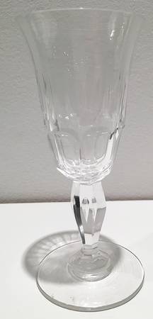 UNK9079 Fluted Champagne