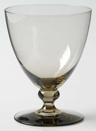 UNK9128 Smoke Wine Glass