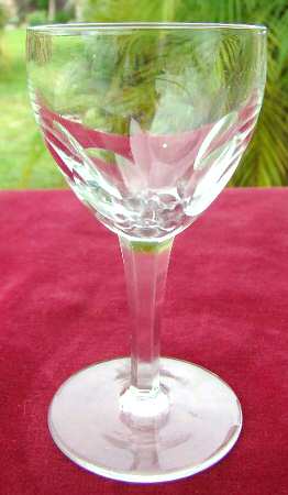 UNK8691 Wine Glass